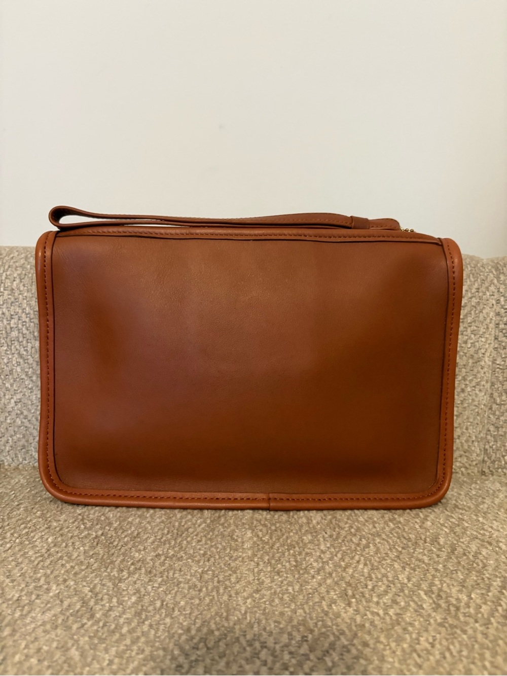 NWOT Coach #9972 Zip Top Clutch - Picture 2 of 10